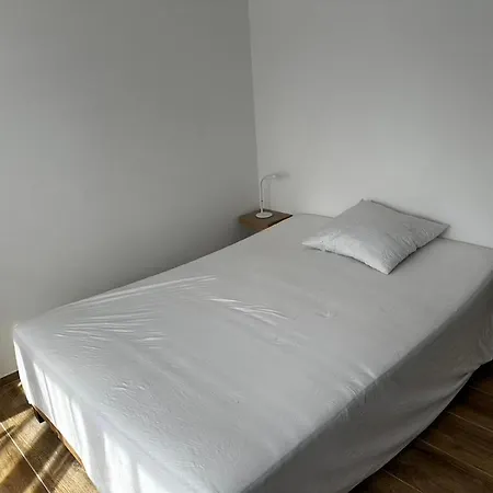 Pearl Arbor Apartment *