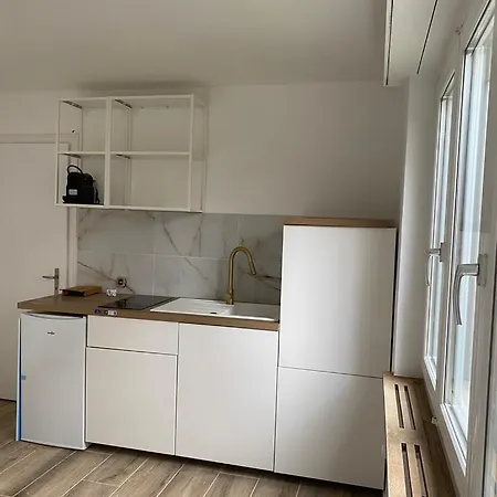Pearl Arbor Apartment *